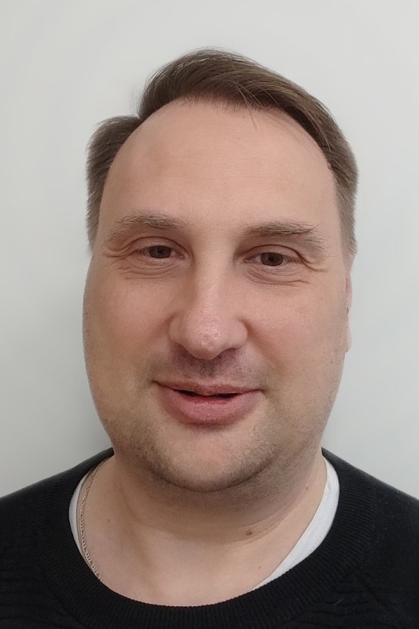 Dr.	Valentine Volobuev