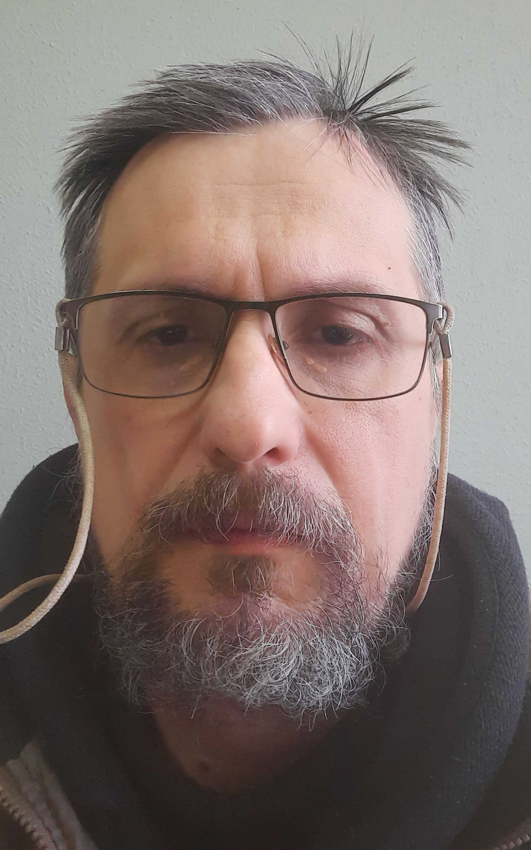 Dr.	Yaroslav Zolotaryukk